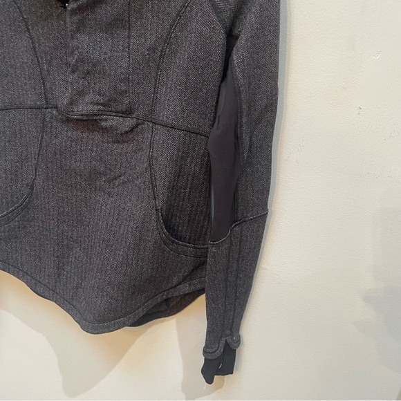 Lululemon Athletica Dark Gray Knit Top - Picture 4 of 6